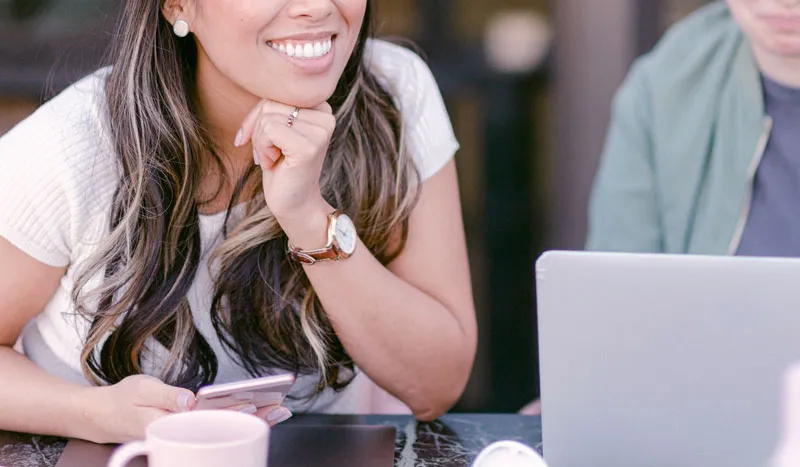 Equipo trabajando en servicios